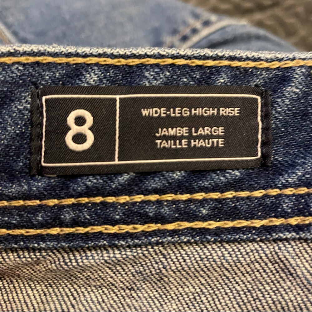 NWT cropped Gap wide leg jeans.  Size 29/8 with 26” inseam - Picture 3 of 5